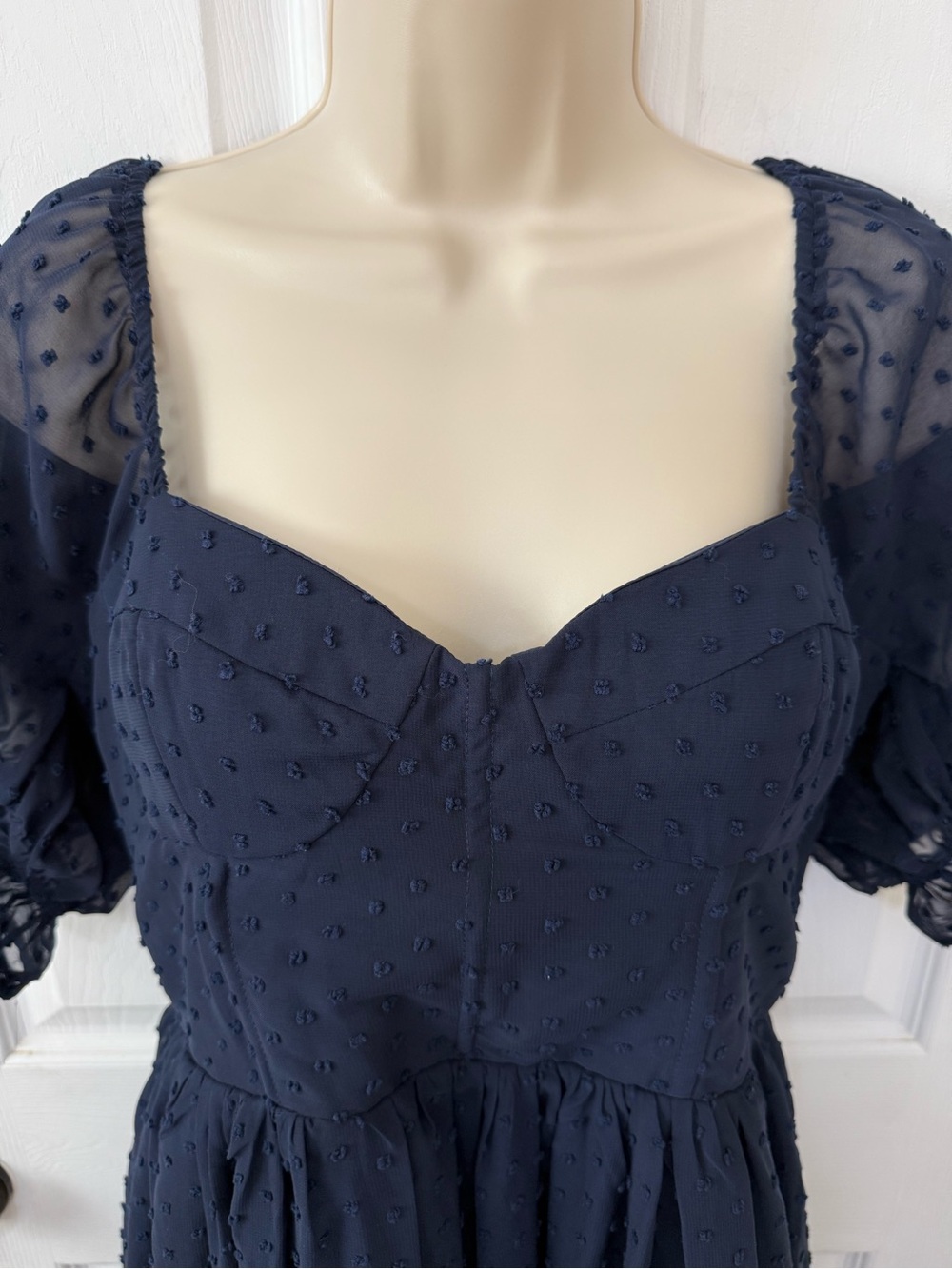 NWT Lulus Flawless Elegance Navy Swiss Dot Puff Sleeve Bustier Midi Dress L - Picture 8 of 16